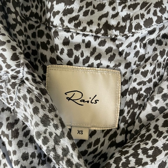 Rails Anna Blue Lynx Patterned Button Down Shirt - Picture 5 of 9